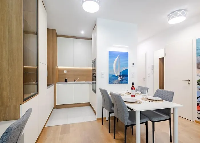 Silverbay By Bltn *